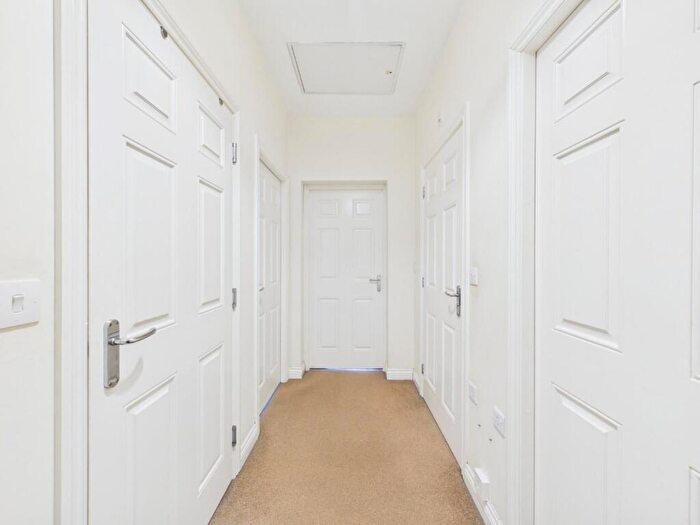 2 Bedroom Flat To Rent In Britannia Wharf, Bingley, BD16