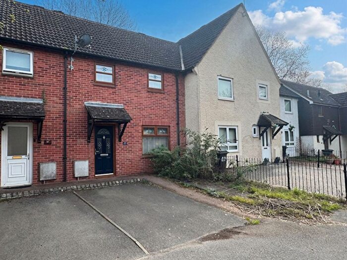 2 Bedroom Terraced House For Sale In Blue Gates Road, Leicester, LE4