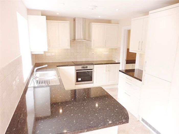 3 Bedroom House To Rent In Towers Road, Hemel Hempstead, HP2