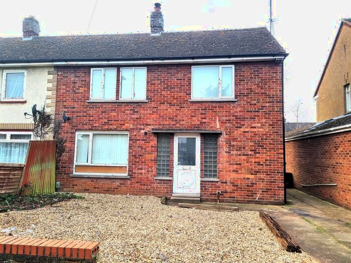 2 Bedroom Semi-Detached House To Rent In Bramley Road, Wisbech, PE13