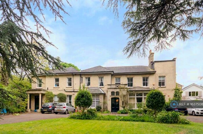 4 Bedroom Flat To Rent In Kingston Hill, Kingston Upon Thames, KT2