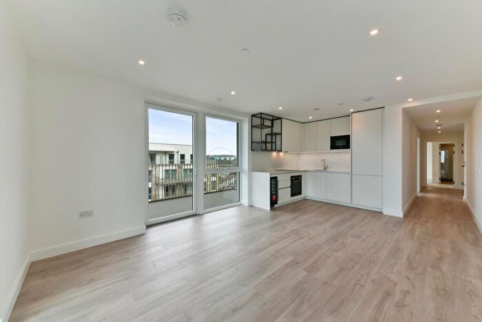 2 Bedroom Apartment To Rent In Grand Union, Wembley, London, HA0