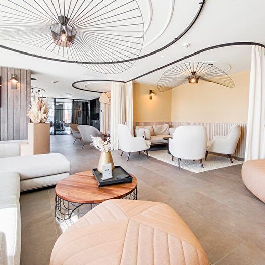 2 Bedroom Flat For Sale In Owen Street, Manchester, M15