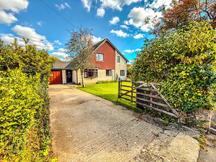 4 Bedroom Detached House For Sale In Stainswick Lane, Shrivenham, Swindon, SN6