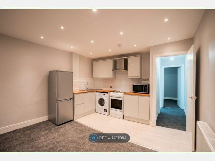 1 Bedroom Flat To Rent In Rosefield Street, Dundee, DD1