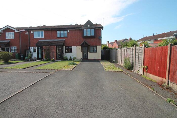2 Bedroom Semi-Detached House For Sale In Clifton Road, Halesowen, B62
