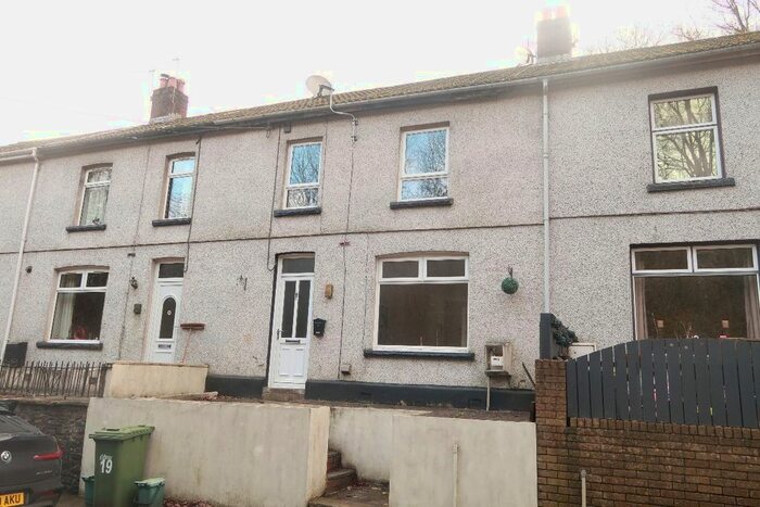 3 Bedroom Terraced House To Rent In Wood View, Crumlin, Newport, NP11