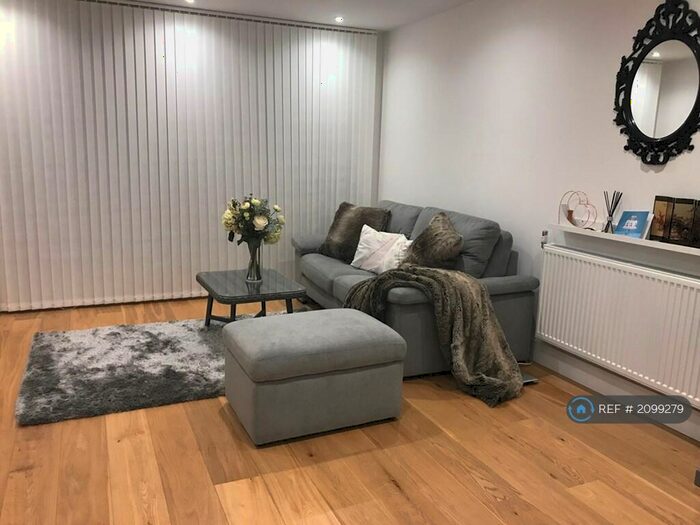 1 Bedroom Flat To Rent In Grove Place, London, SE9