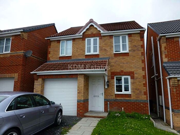 3 Bedroom Detached House To Rent In Balmoral Drive, Catchgate, DH9