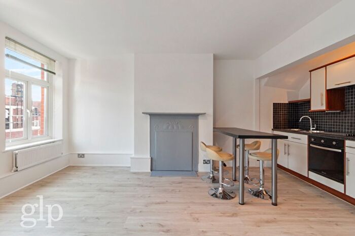 2 Bedroom Flat To Rent In Dewhurst House, - Winnett Street, London, Greater London, Soho, W1D