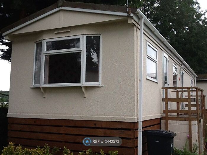 1 Bedroom Mobile/park Home To Rent In Riverside Park, Knaresborough, HG5