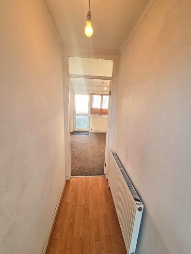 1 Bedroom Flat To Rent In Uppercliff Close, Penarth, CF64