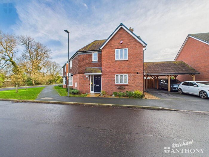 3 Bedroom Detached House For Sale In Raymond Munday Road, Stoke Mandeville, HP22