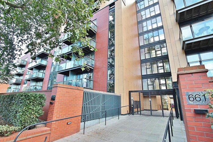 2 Bedroom Flat To Rent In London Road, Isleworth, TW7