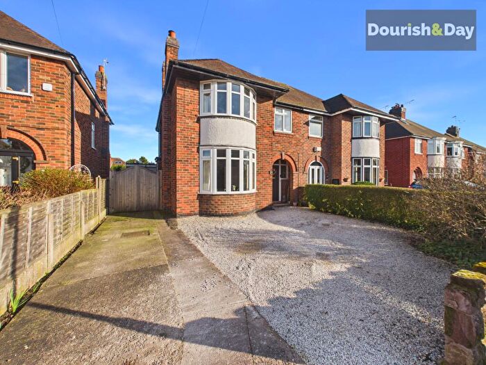 4 Bedroom Semi Detached House For Sale In Sherwood Avenue, Stafford, ST17