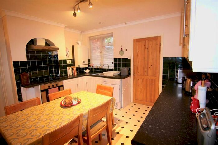 2 Bedroom Semi-Detached House To Rent In Guildford, GU1