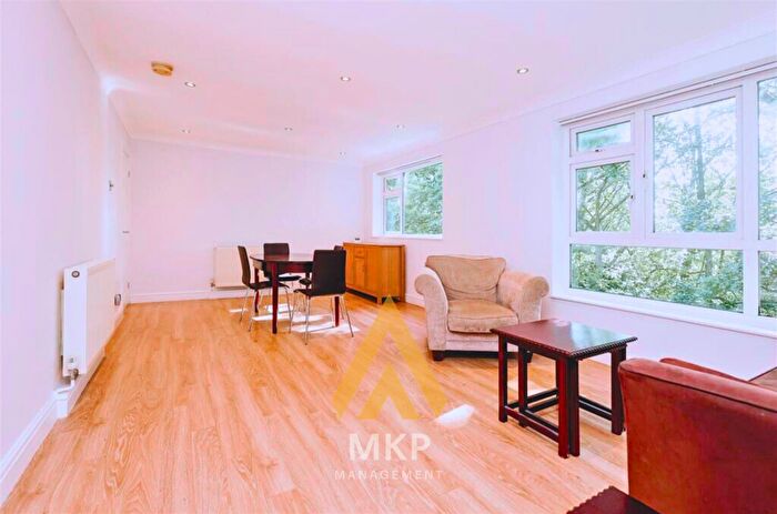 2 Bedroom Flat To Rent In Farquhar Road, Edgbaston, Birmingham, B15