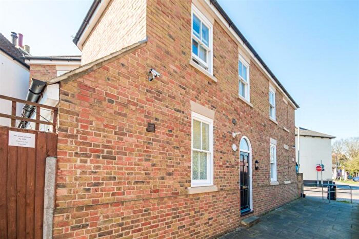 4 Bedroom Terraced House To Rent In Hollow Lane, Canterbury, CT1