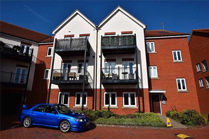 2 Bedroom Flat For Sale In Tylers Ride, South Woodham Ferrers, Chelmsford, Essex, CM3