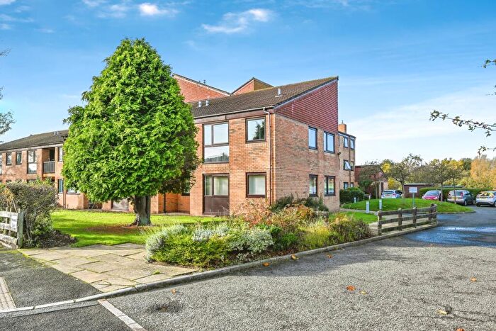 2 Bedroom Flat For Sale In Watchyard Lane, Formby, Liverpool, Merseyside, L37