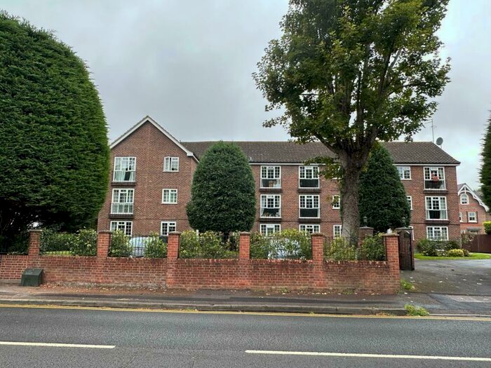 1 Bedroom Apartment To Rent In Maidenhead, Berkshire, SL6