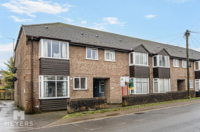 1 Bedroom Apartment For Sale In Cambridge Road, Dorchester, DT1