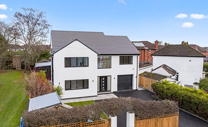 5 Bedroom Detached House For Sale In The View, Alwoodley, Leeds, West Yorkshire, LS17