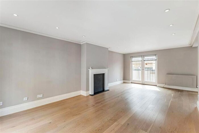3 Bedroom House To Rent In Clifton Gate, South Kensington, SW10