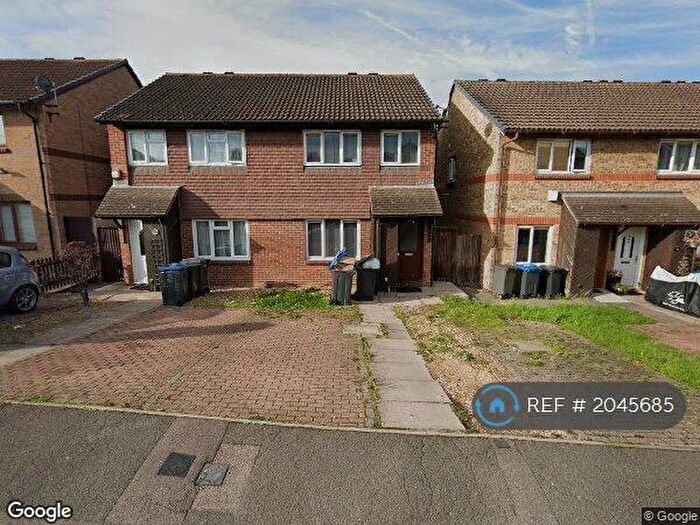 3 Bedroom Semi-Detached House To Rent In Anthony Road, London, SE25