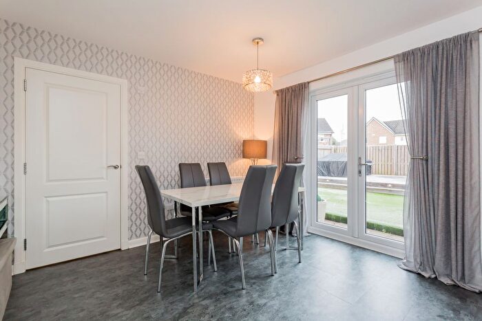 4 Bedroom Detached House For Sale In Lochview Wynd, Bishopton, PA7