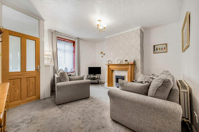 2 Bedroom End Of Terrace House For Sale In Shepley Street, Lees, Oldham, OL4