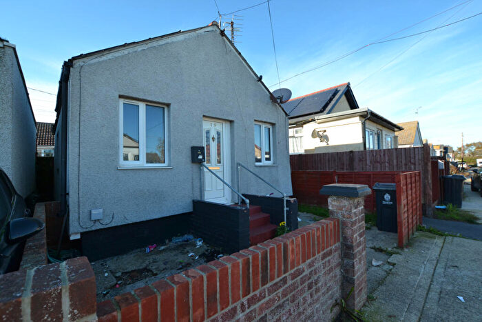 2 Bedroom Bungalow To Rent In Hillman Avenue, Jaywick, Essex, CO15