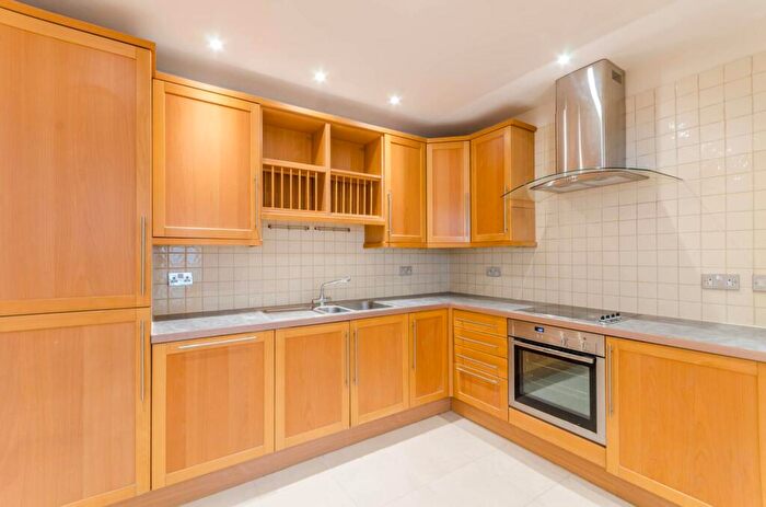1 Bedroom Flat To Rent In Hall Road, St John's Wood, London, NW8