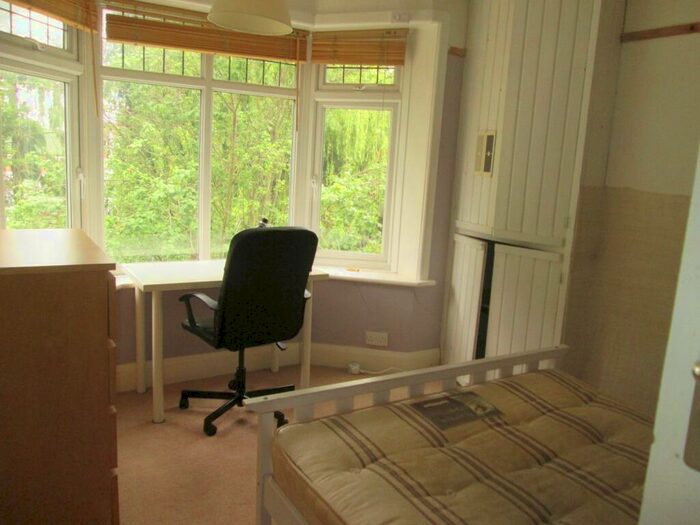 3 Bedroom House To Rent In Cedar Gardens, Portswood, Southampton, SO14