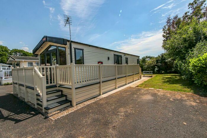 2 Bedroom Mobile Home For Sale In Brooklyn Holiday Park, Gravel Lane, Banks, Southport, PR9