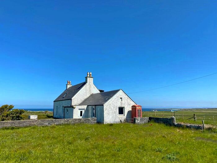 4 Bedroom Detached House For Sale In Kenovay, Isle Of Tiree, PA77