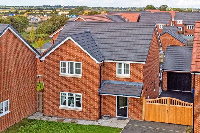 4 Bedroom Detached House For Sale In Ringlet Way, Sherburn In Elmet, LS25