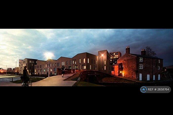 2 Bedroom Penthouse To Rent In Old Mill Street, Manchester, M4