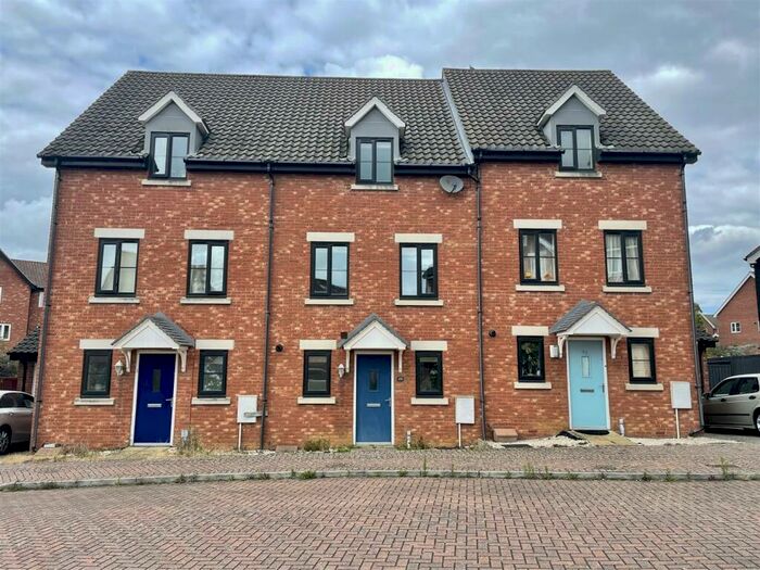 3 Bedroom House To Rent In Jasmine Walk, Cringleford, Norwich, NR4