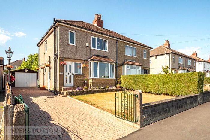 3 Bedroom Semi-Detached House For Sale In Crosland Road, Oakes, Huddersfield, West Yorkshire, HD3