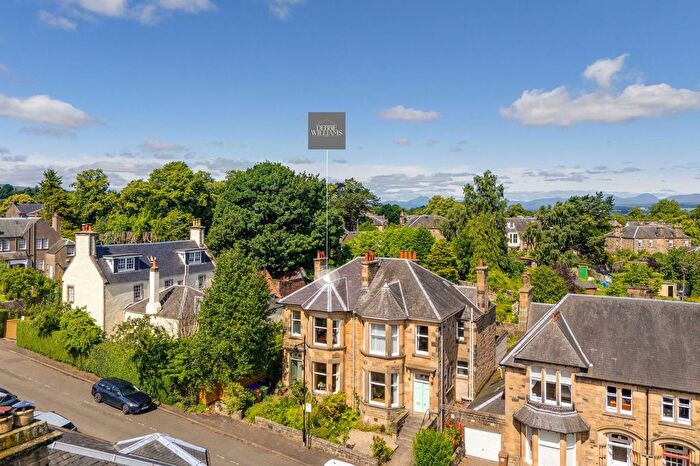 4 Bedroom Semi-Detached House For Sale In Windsor Place, Stirling, FK8