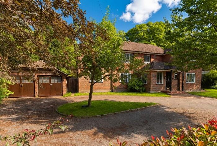 5 Bedroom Detached House For Sale In Tinkerpot Lane, West Kingsdown, Sevenoaks, TN15