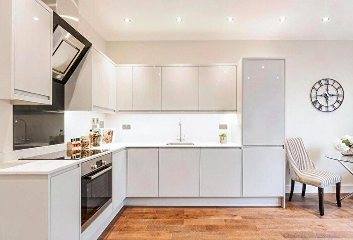 1 Bedroom Flat To Rent In Tamar House, Brants Bridge, Bracknell, RG12