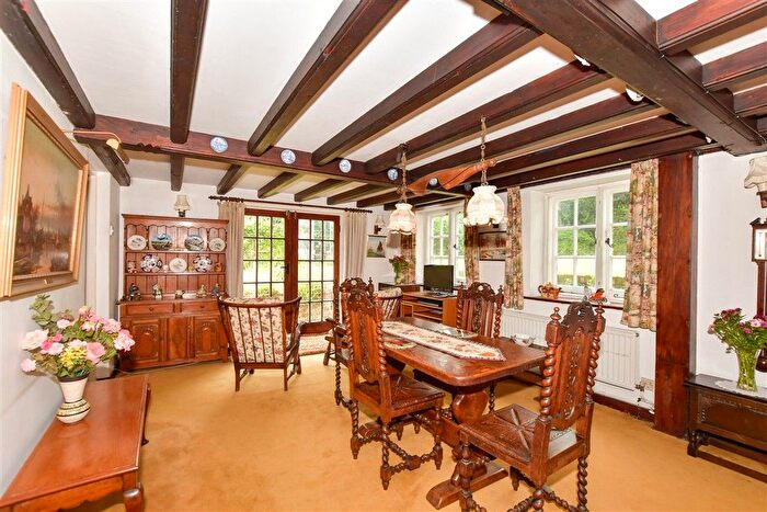 4 Bedroom Detached House For Sale In Reading Street, Broadstairs, Kent, CT10