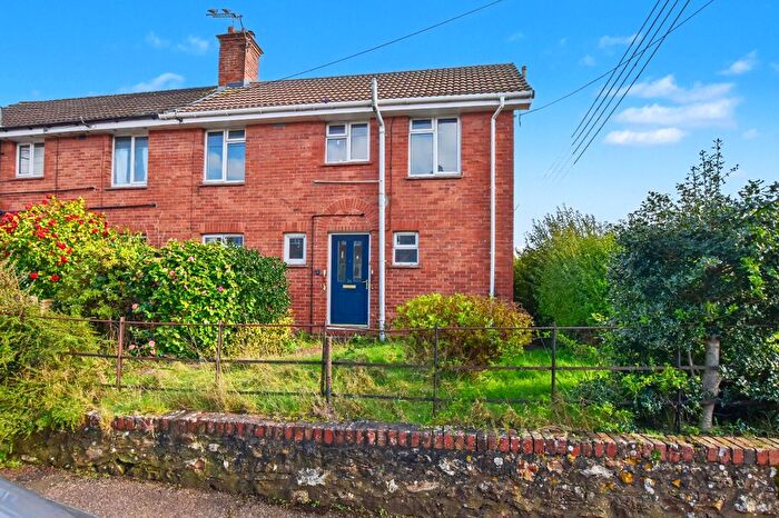 3 Bedroom Semi Detached House For Sale In Crosslands, Tonedale, Wellington, Somerset, TA21