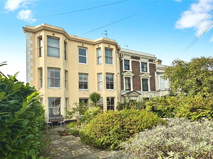 2 Bedroom Flat To Rent In Victoria Road, Deal, Kent, CT14