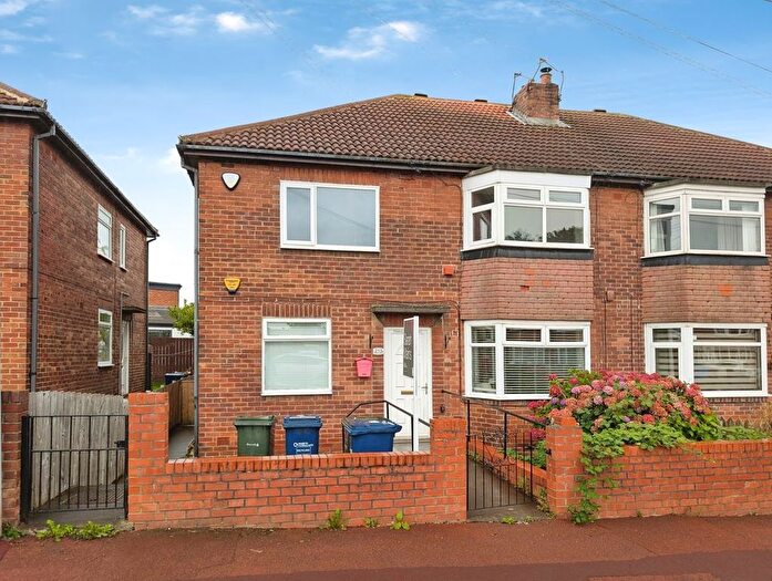 2 Bedroom Flat To Rent In Silver Lonnen, Newcastle Upon Tyne, NE5