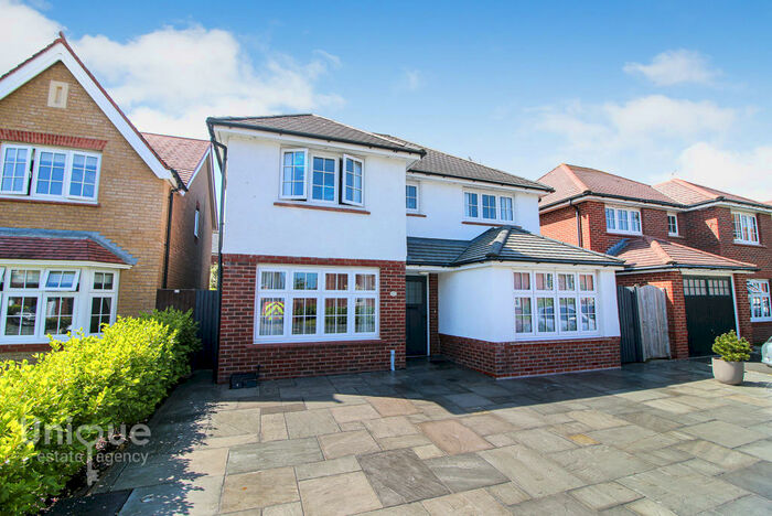 4 Bedroom Detached House To Rent In Windward Avenue, Fleetwood, Lancashire, FY7