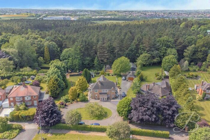 4 Bedroom Detached House For Sale In Derby Road, Mansfield, NG18