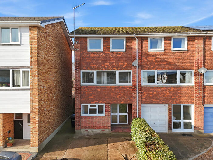 5 Bedroom End Of Terrace House For Sale In Sunrise Avenue, Chelmsford, CM1